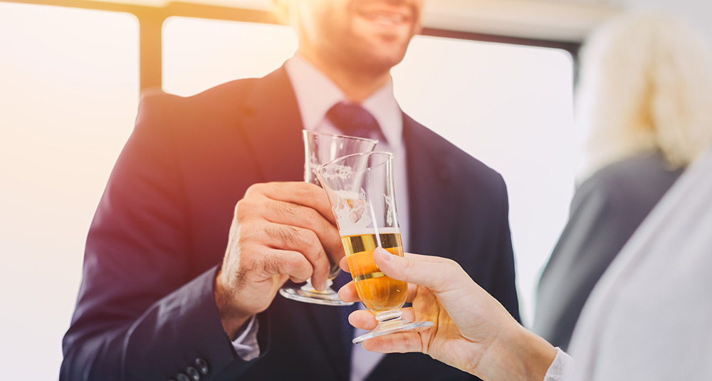 Alcohol After Hair Transplant: Safety Timeline