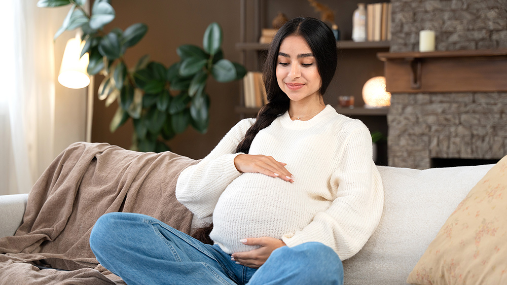 How to Regrow Hair After Pregnancy: Expert Tips for New Moms
